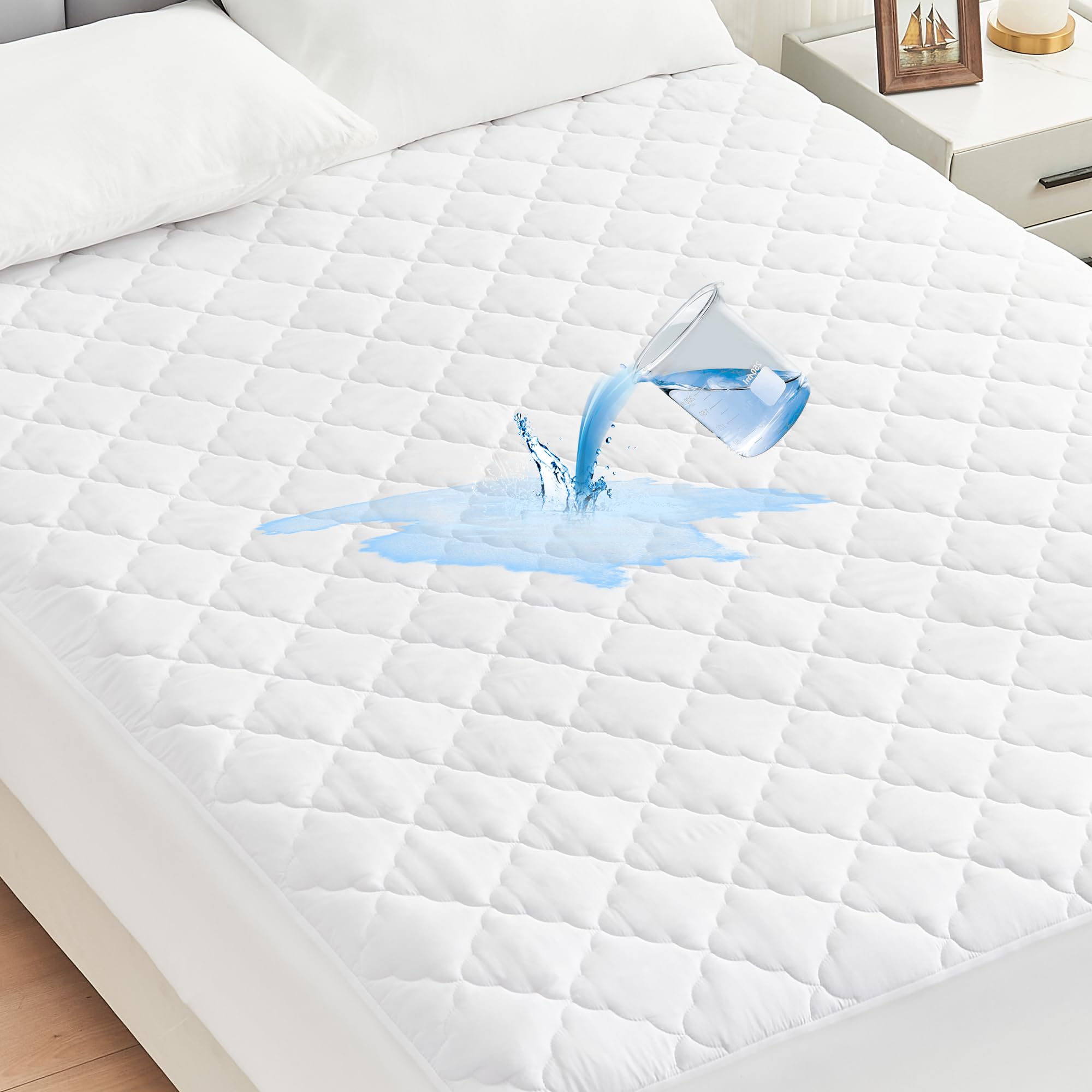 QUIETSEA Queen Mattress Pad Waterproof Queen Mattress Protector Breathable Soft, Noiseless Quilted Fitted Mattress Cover Fits up to 21" Deep, 60"x80"