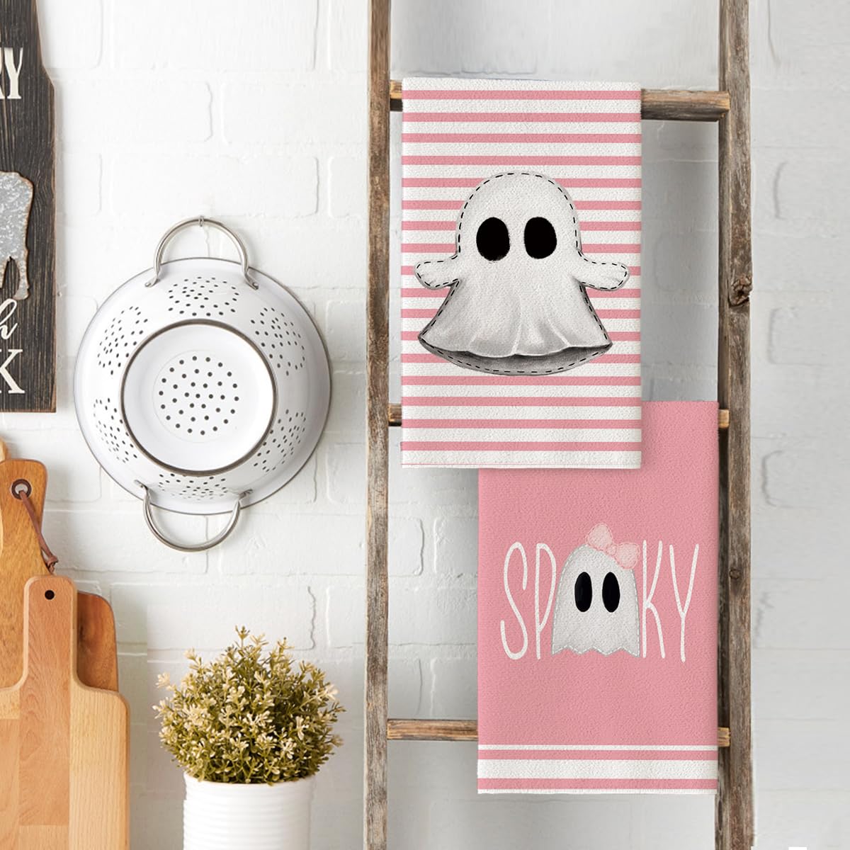 Artoid Mode Pink Stripes Ghost Boo Spooky Halloween Kitchen Towels Dish Towels, 18x26 Inch Bow Knot Decoration Hand Towels Set of 4