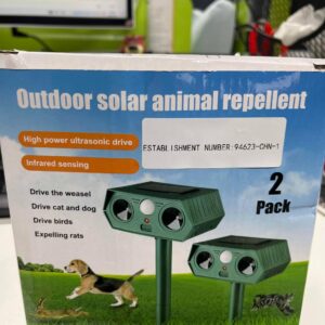 4 Pcs Ultrasonic Cat Repellent Outdoor Solar Ultrasonic Animal Repellent for Cat Dog Deer Raccoon Rabbit Skunk Squirrel, Waterproof Deer Repellent Devices Animal Deterrent with Motion Sensor for Yard