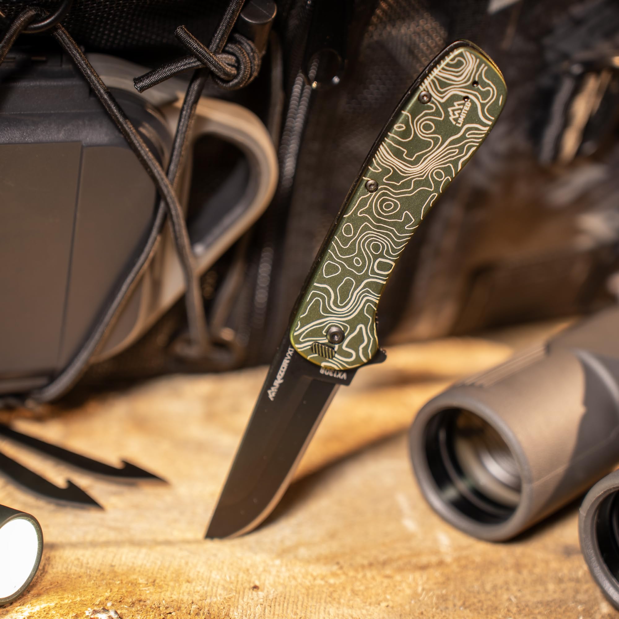 OUTDOOR EDGE RAZOR VX1 | Topo Map Etching | Replaceable Blade EDC Flipper Folding Pocket Knife | 3" Stainless Blade, Green Anodized Aluminum Handle, Reversible Pocket Clip | Cool Knife for Men