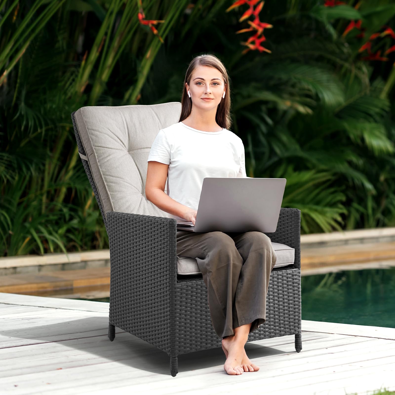 Outdoor Recliner Chair, All-Weather PE Wicker Adjustable Reclining Lounge Chair Rattan Reclining Chair with Adjustable Back and Removable Olefin Cushion for Relaxing Reading Sunbathing Napping