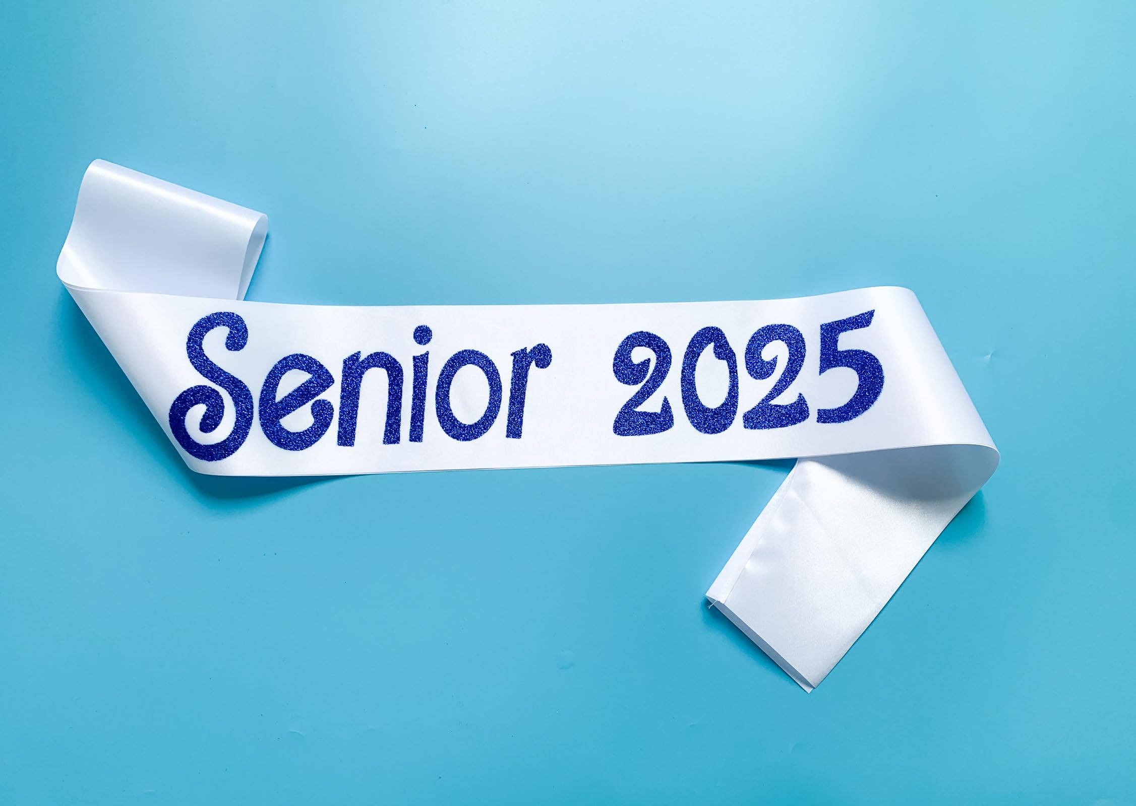 Conggluuo Senior 2025 sash,senior sashes class of 2025 senior sash White sash with Blue Glitter graduation sash for Graduation Party Supplies 8 Pack senior sashes White Blue 8pcs