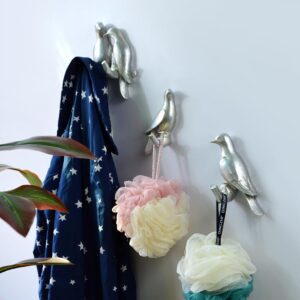 FYWMXIAJG Bird Coat Hooks,Animal Wall Hook,Exquisite Decorative Wall Hooks for Hanging Hats Jacket Bags Closets Towels Keys Scarf Home Kitchen Wall Hangers Easy Installation Versatile (Silvery, L)