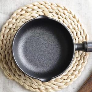 Cast Iron Melting Pot, Mini Egg Frying Pan Oil Heating Pan Milk Butter Warmer Pot with Wood Handle for Home Kitchen