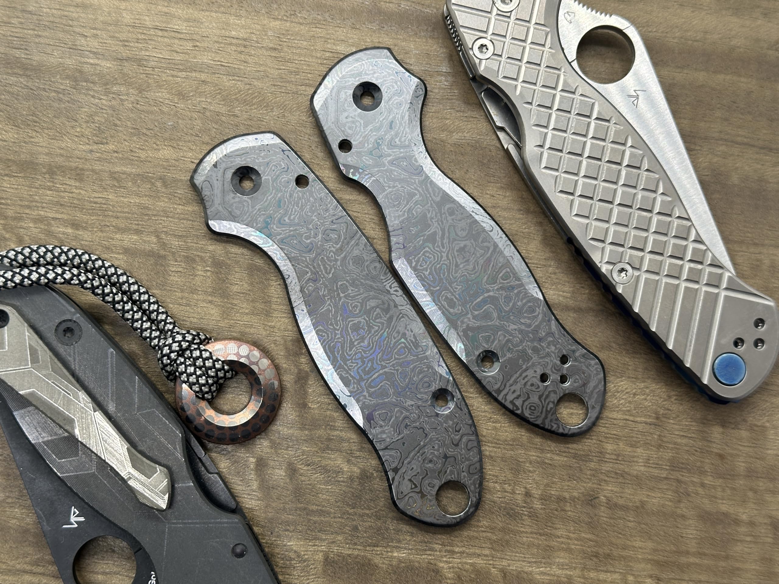 Alien Oil Slick Engraved Black Zirconium Scales for Spyderco para 3