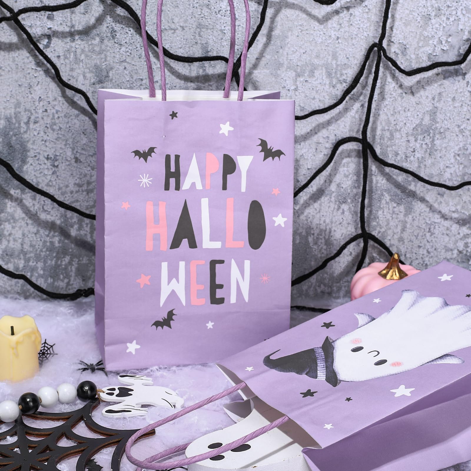 JarThenaAMCS 16Pcs Happy Halloween Paper Gift Bags Cute Ghost Party Favor Bags with Handle Lilac Purple Goodie Candy Treat Bags for Halloween Party Decor Supplies