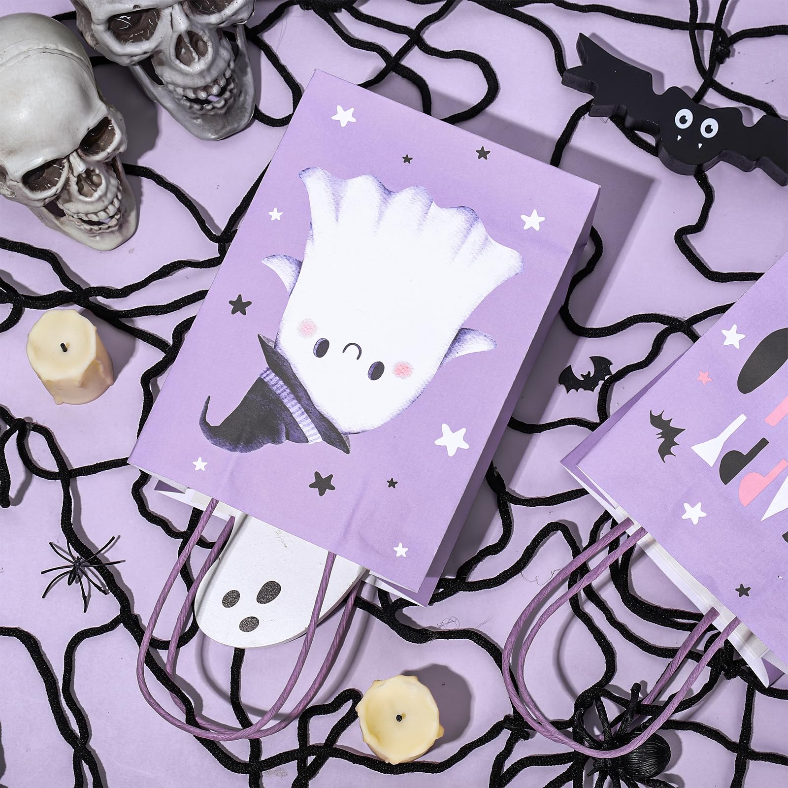 JarThenaAMCS 16Pcs Happy Halloween Paper Gift Bags Cute Ghost Party Favor Bags with Handle Lilac Purple Goodie Candy Treat Bags for Halloween Party Decor Supplies