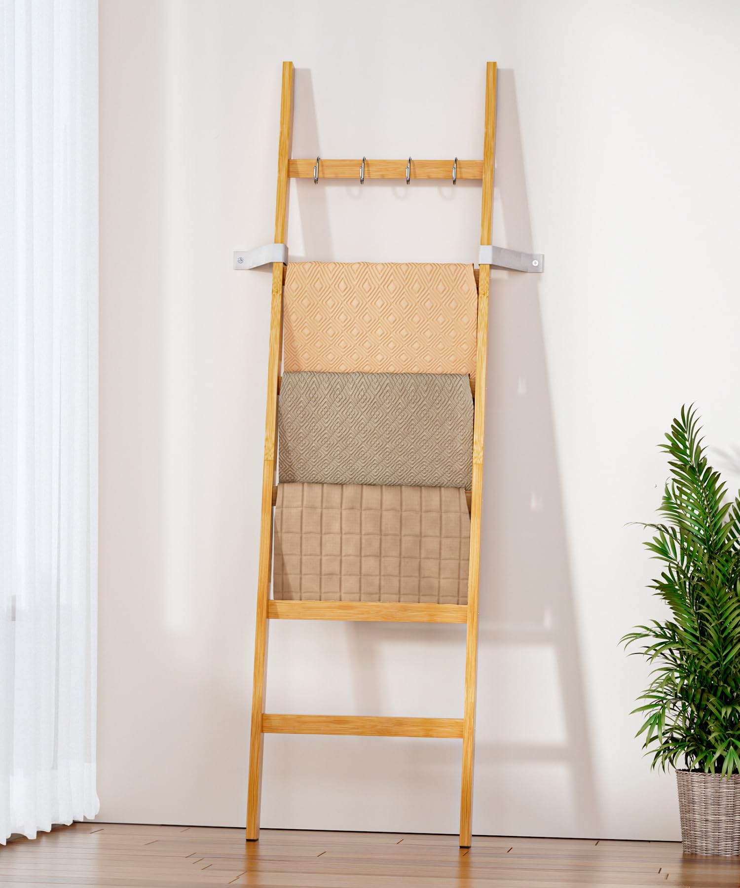 Cozivolife Blanket Ladder 6-Tier,Bamboo Towel Rack with 2 Anti-Tip Straps and 4 Hooks,Ladder Shelf Easy Assembly,Wall-Leaning Blanket Rack,Rustic Decorative Farmhouse Storage (Natural)