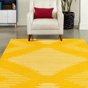 Unique Loom Kai Collection Area Rug - Warrior (4' x 6' Rectangle Yellow/Ivory)