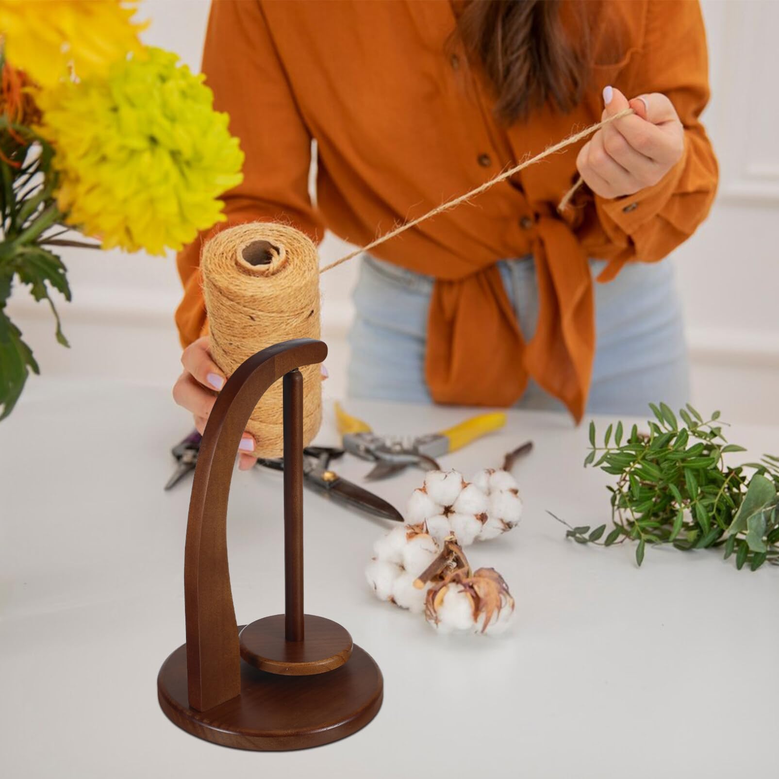 Wooden Yarn Spinner: Yarn Holder Spinner, Crochet Yarn Holder, Yarn Spinner for CroCheting, Yarn Ball Holder for Knitting and Crocheting, Magnetic Yarn Ball Holder, Crochet for Knitting Lovers