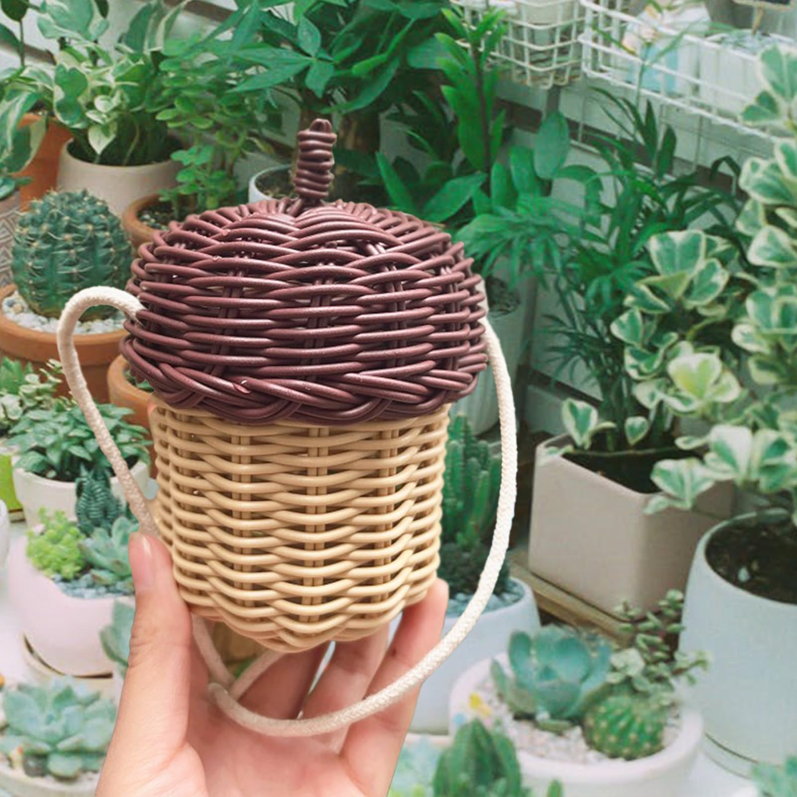 Acorn Shaped Basket Storage Basket, Mushroom Rattan Storage Basket with Lid, Rattan Wooden Woven Shoulder Bag Tropical Bucket Photo Props Handcrafted Gift Decoration Artwork(No frills)