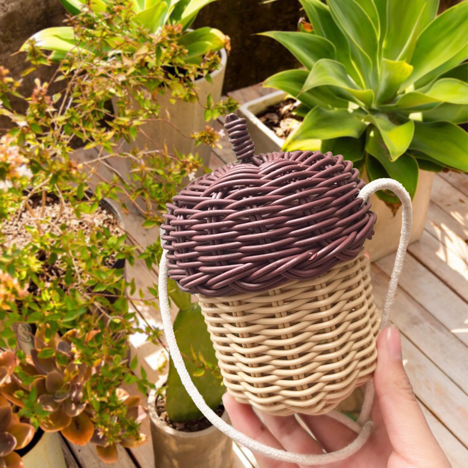 Acorn Shaped Basket Storage Basket, Mushroom Rattan Storage Basket with Lid, Rattan Wooden Woven Shoulder Bag Tropical Bucket Photo Props Handcrafted Gift Decoration Artwork(No frills)