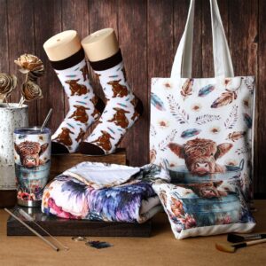 Tiangrid 6 Pcs Western Highland Cow Gifts for Women Include 20 oz Highland Cow Stainless Steel Tumbler with Lid Straw Cosmetic Bag Throw Blanket Keychain Socks Handbag for Highland Cow Lover