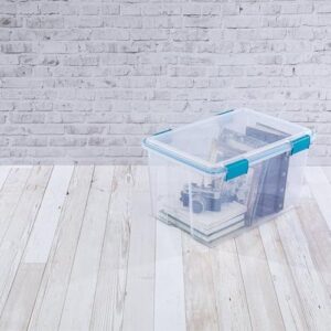 BHCHA 54 Quart Clear Gasket Box with Blue Latches & Gasket