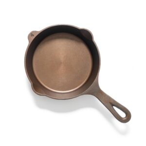 lancaster cast iron no. 4 skillet - 7" skillet for eggs, desserts, sides, and more - made in the usa