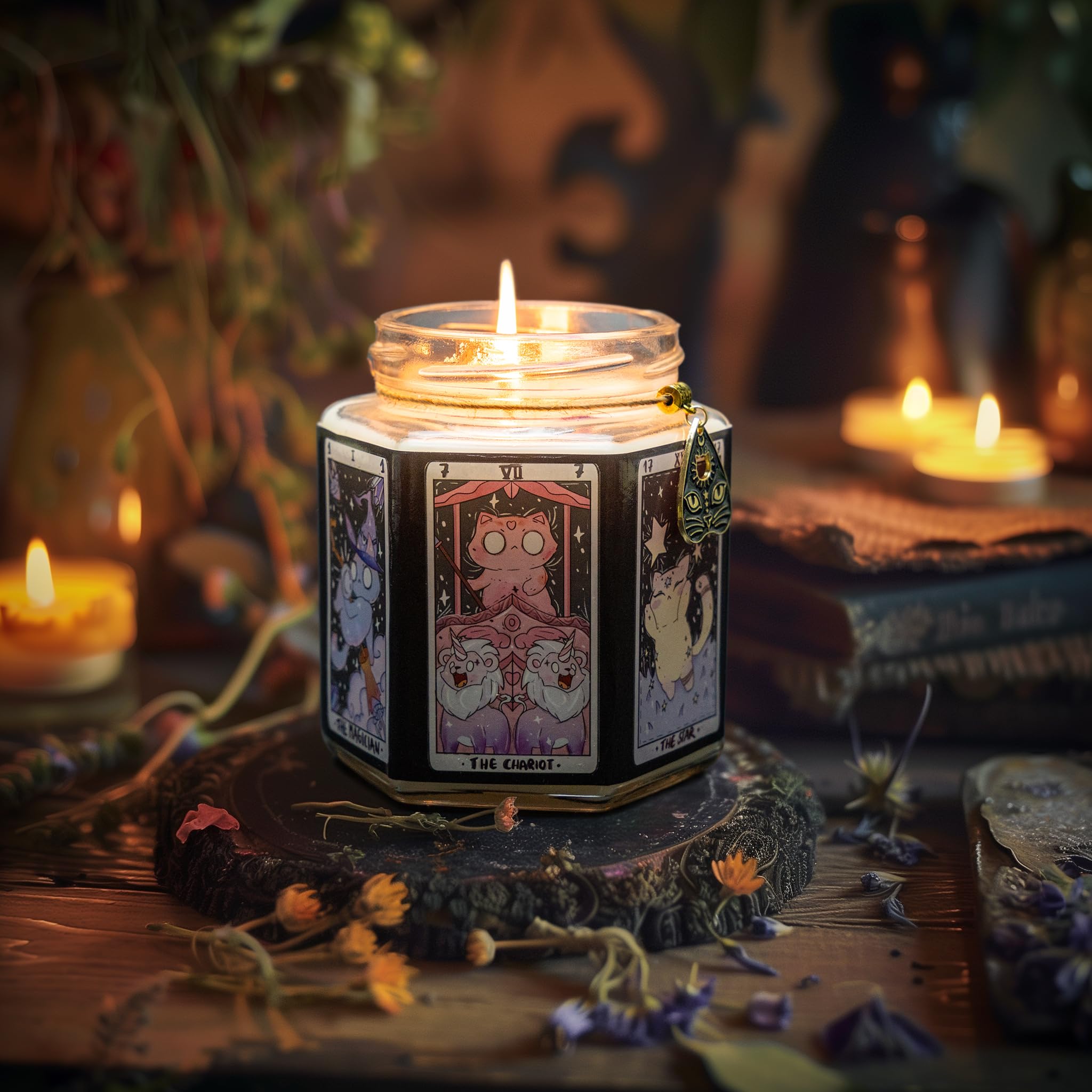 DECOPIRE Tarot Cat Protection Crystal Candle, Handcrafted, Amethyst & Dry Flowers, Amber & Sandalwood Scent, for Birthdays, Witchcraft, Relaxation