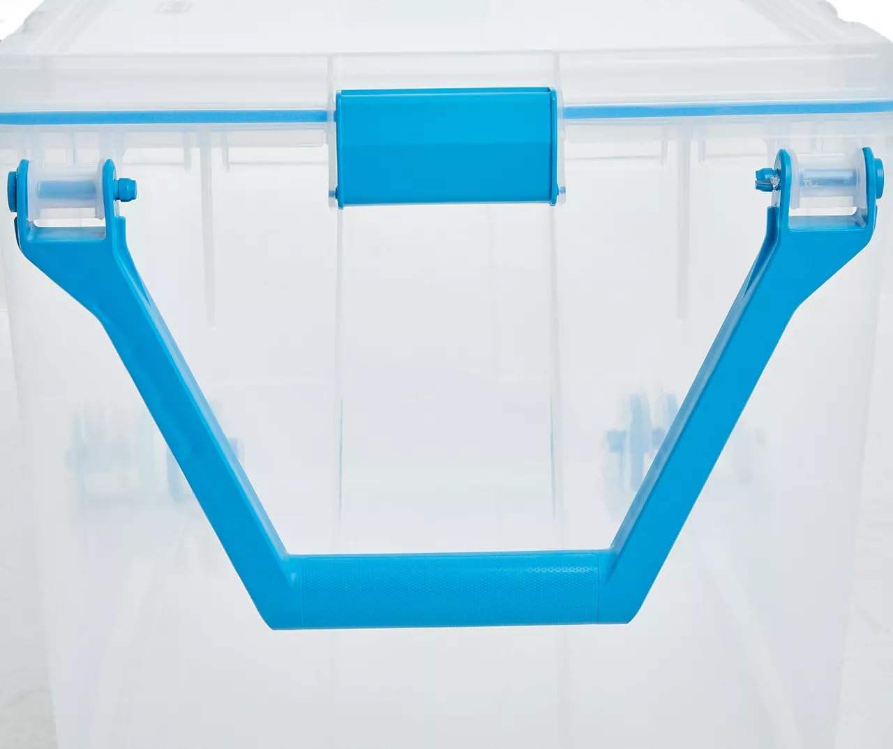 Plexon Wheeled Gasket Box, Latches Locking, Plastic, Blue, Ergonomic Handle, 120 qt, 16.75 in. H X 19.62 in. W X 30.25 in. D, Made in USA