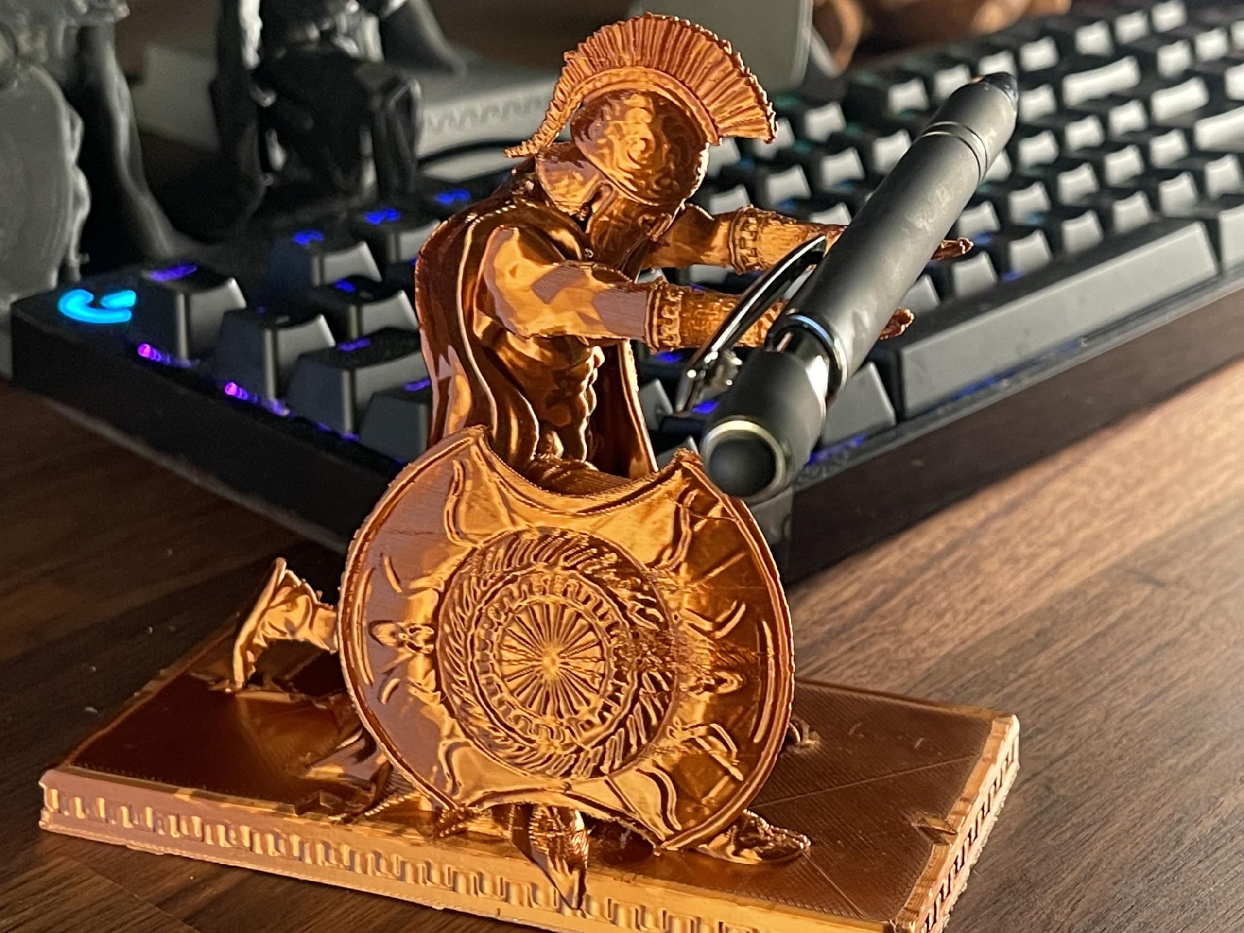 Spartan Warrior Pen Holder, Antique Bronze Roman Soldier Desk Stand, Greek Warrior Pencil Organizer, 3D Printed Gift for Him, Roman Soldier Pen Holder, Greek Warrior Pencil Stand