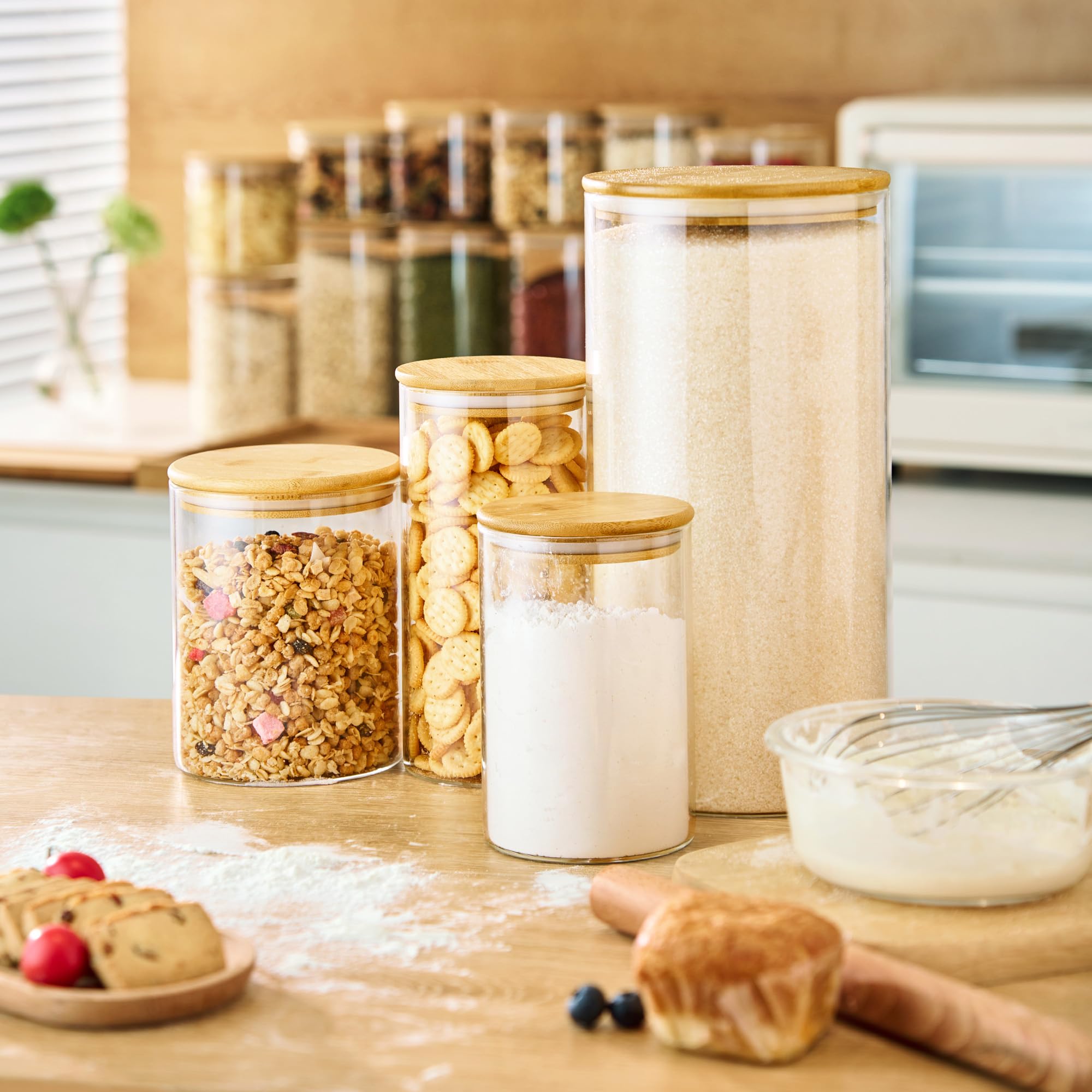 HomArtist Glass Storage Containers with Lids 32oz [Set of 4], Glass Jars with Bamboo Lids, Glass Airtight Food Storage Containers, Glass Canisters Set for Pantry Kitchen Pasta Flour Cereal Storage