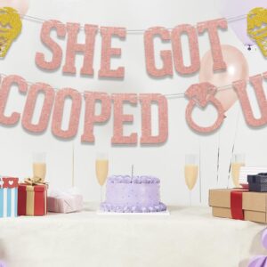 KEWUFD She Got Sco*ped Up Banner, Funny Bridal Shower Party Decoration for Women, Summer Theme Bachelorette/Bridal Shower/Engagement/Wedding Party Rose Gold Glitter