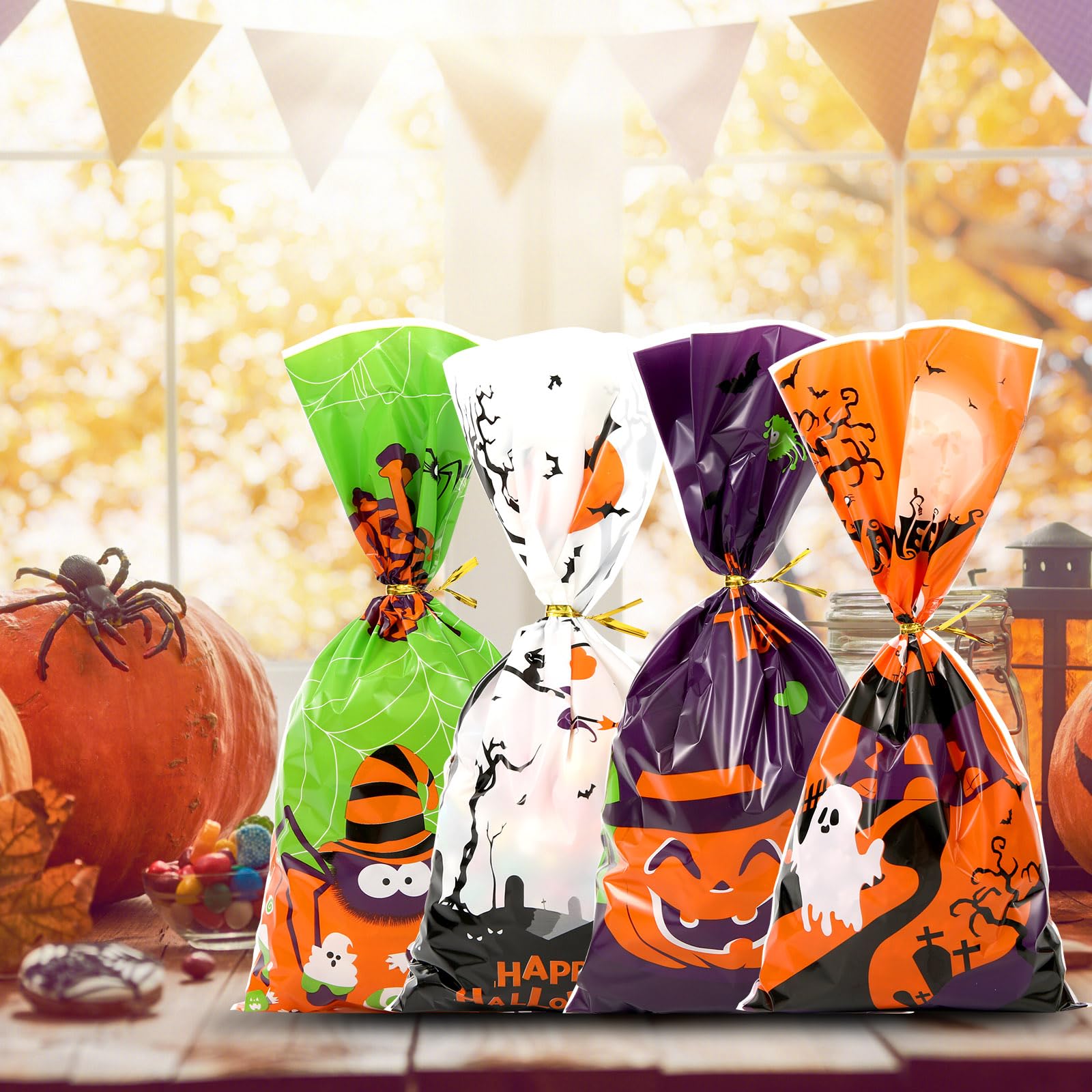 Sainyarh Halloween Cellophane Treat Bags, 50 Pcs Halloween Trick or Treat Candy Bags with Twist Ties, Cute Halloween Goodies Bags Gift Bags for Halloween Party (Style 01)