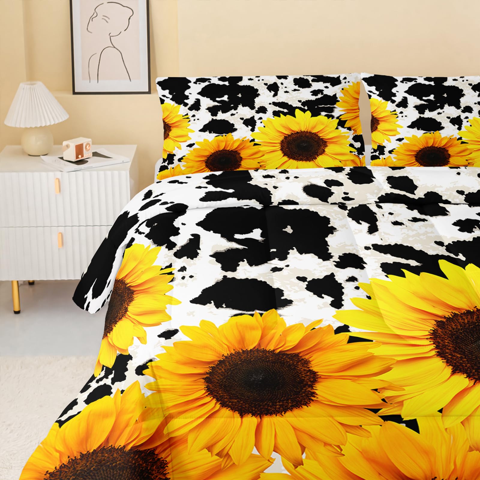 QOOMO Sunflower Comforter Set，Animal Print for Boys Girls Kids Teen Room Decor，Cow Print Bedding Sets, Wildlife 3Pcs Kids Bedding Set Full Size 1 Comforter & 2 Pillowcases