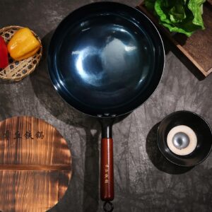 TKRADISH 13 Inch Chinese Hand Hammered Iron Wok and Stir Fry Pans with Wooden Handle and Lid Round Bottom Wok Pan Non-stick No Coating Ideal for Home Use and Gift Giving