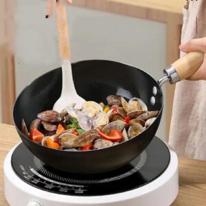 Kuuleyn Carbon Steel Wok Stir - Fry Pans Set with Lid Chinese Wok Even Heating Thick Coated Multifunctional Iron Pot with Convenient Handle for Daily Home Cooking (20cm)