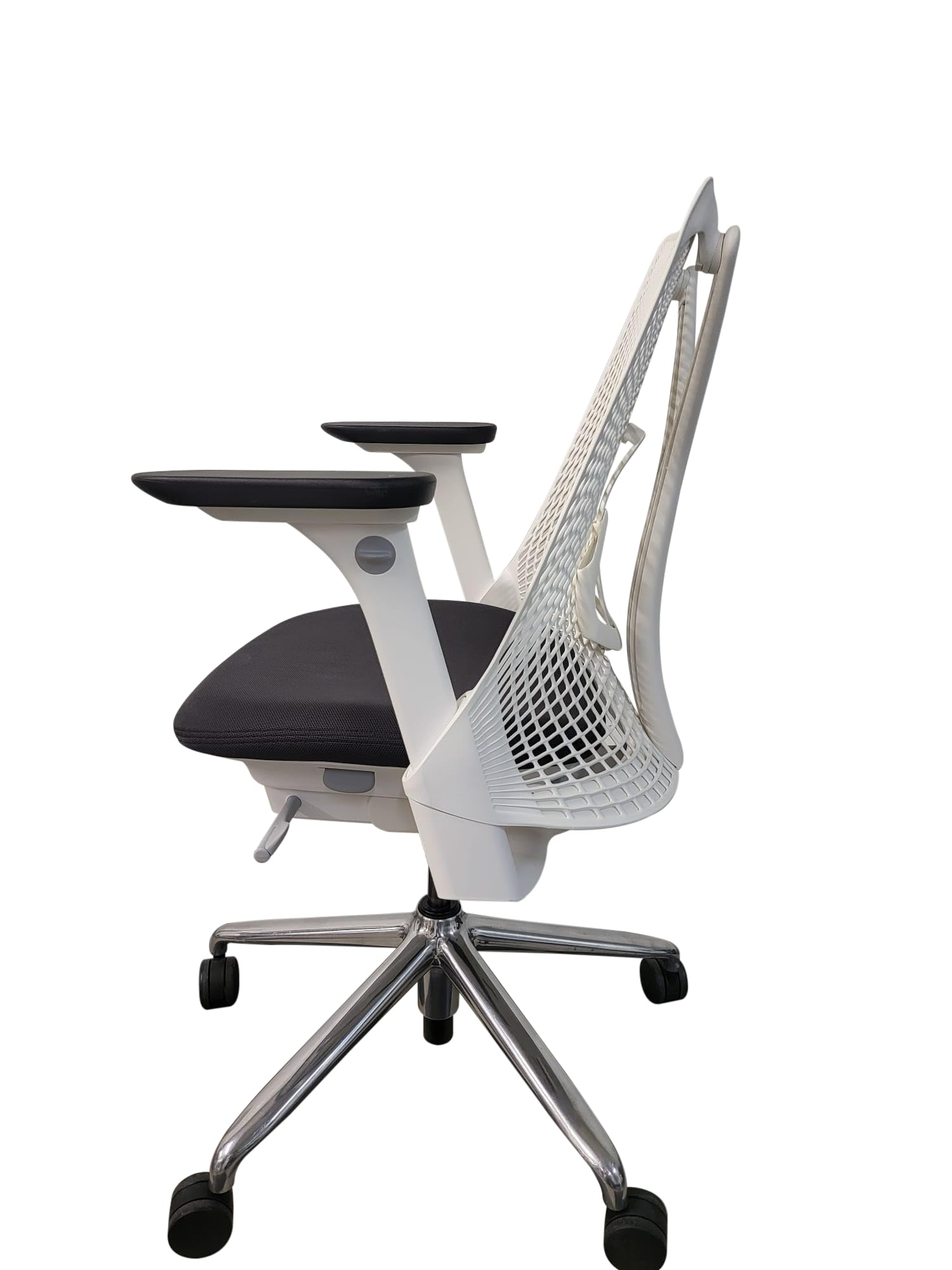 OFFICE LOGIX SHOP Нeгmaп Μilleг Sayl Chair (Open Box) (White w/Lumbar Chrome Base)