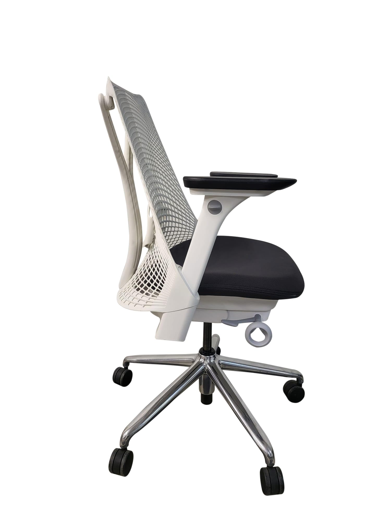 OFFICE LOGIX SHOP Нeгmaп Μilleг Sayl Chair (Open Box) (White w/Lumbar Chrome Base)