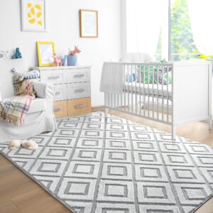 ST. BRIDGE Soft Grey Rugs for Bedroom 4x5.3 Feet, Geometric Memory Foam Rugs for Living Room, Fluffy Checkered Shaggy Area Rug for Girls Kids Dorm Room, Non-Slip Washable Modern Indoor Carpet