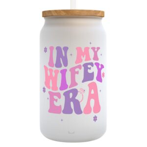 KLUBI Bridal Shower Gifts for Bride - In My Wifey Era 16oz Glass Bride Cup Perfect Bride Gifts Classy Bachelorette Gifts for Bride to Be Wifey Cup Wedding Gifts for Bride Bridal Shower Wedding Gifts