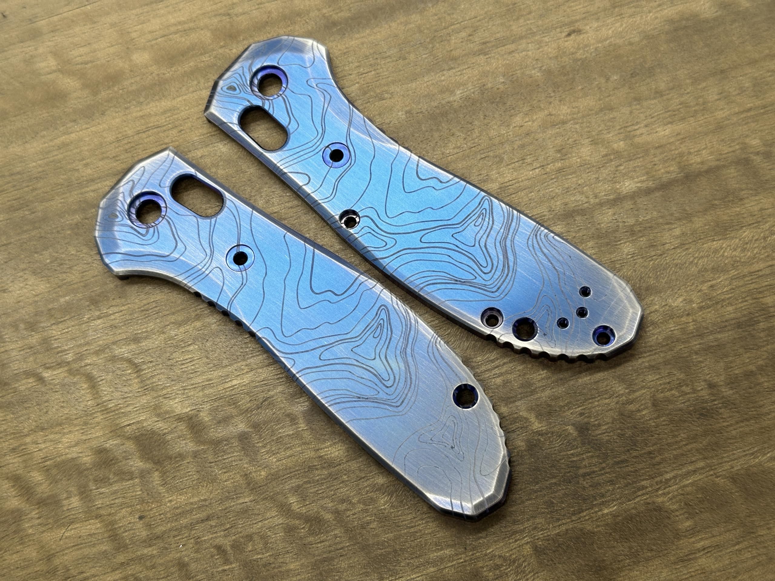 Black TOPO Titanium Scales for Benchmade GRIPTILIAN 551 & 550