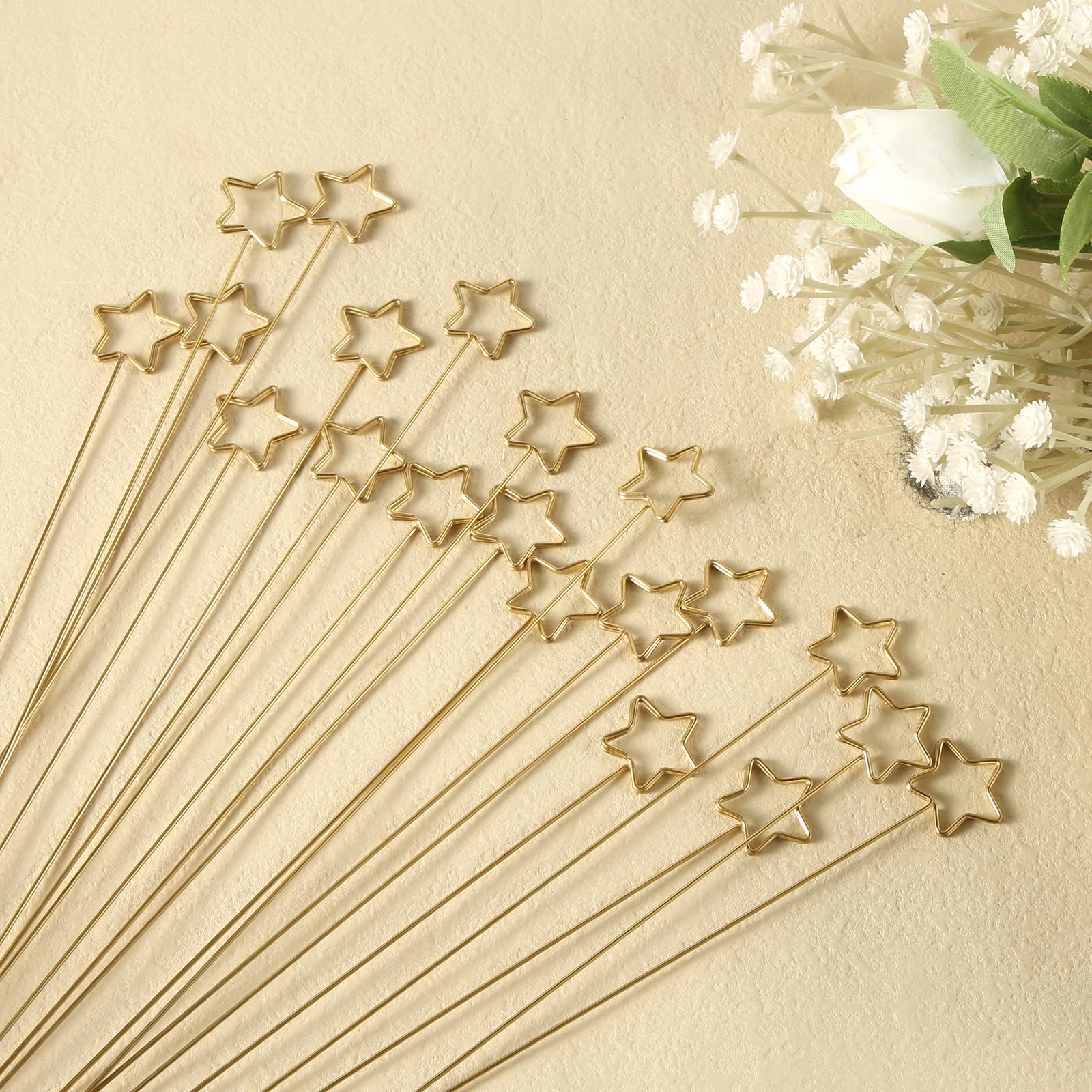 20pcs Table Number Holders, Place Card Holders Metal Floral Card Holder Clips Star Shaped Picture Holders for Centerpieces Photo Memo Pick for Wedding Party Flower Cards Office Cake Topper