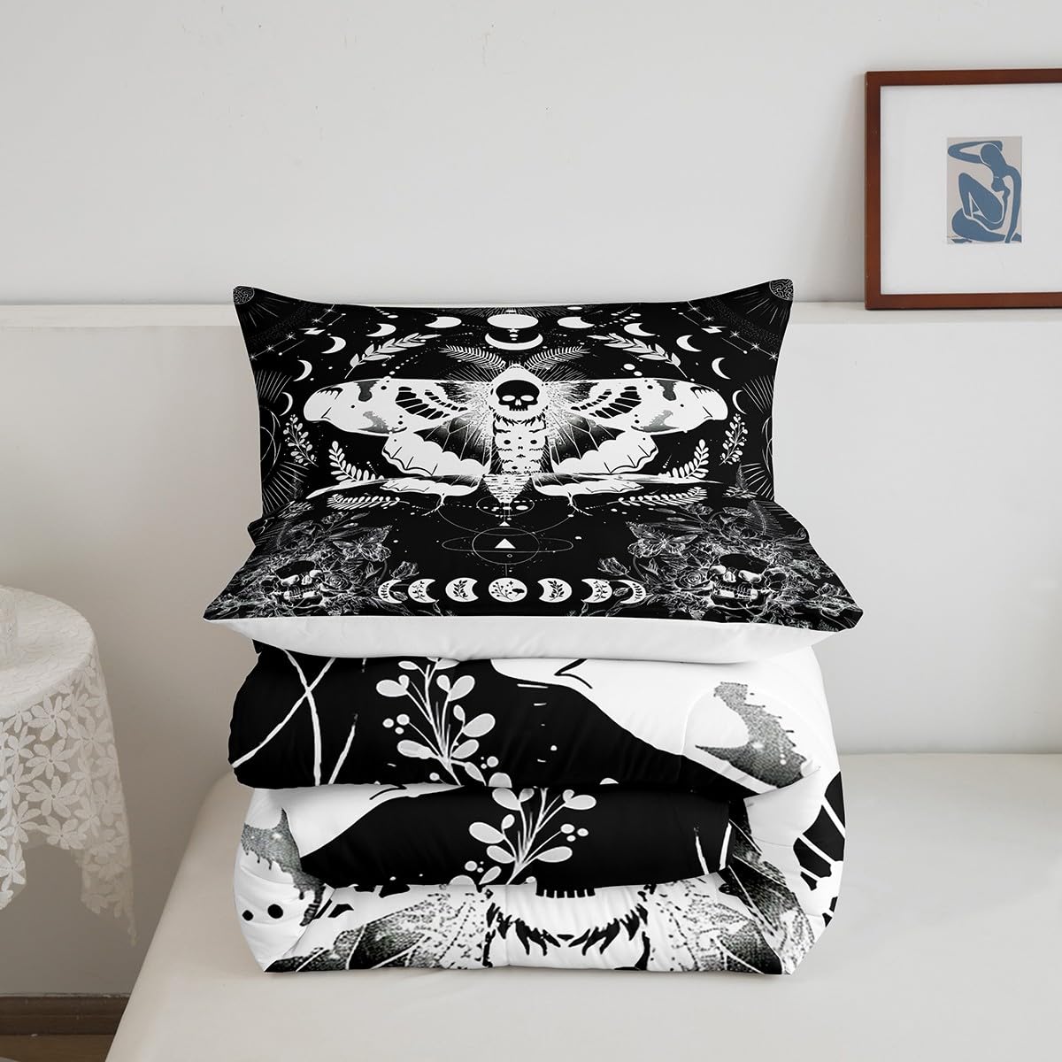 Feelyou Kids Death Moth Comforter Set Twin Size, Skull Decor Bedding Set Boys Girls Boho Moth Comforter Gothic Teens Duvet Set Bedroom Decor Bed Set 2Pcs