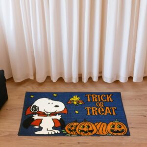 Peanuts Halloween Accent Rug, Polyester with Latex Backing, 17" x 28" (Vampire)