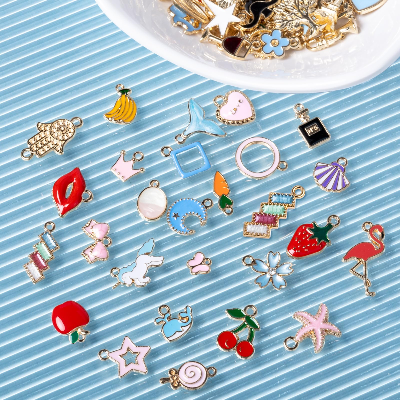 110PCS Bracelet Charms, Assorted Jewelry Making Charms, Gold Plated Enamel Charms Pendants for Necklace Bracelet Jewelry Making