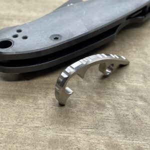 Metonboss Brushed Titanium Gear BACKSPACER for Spyderco PARA 3 (Brushed)