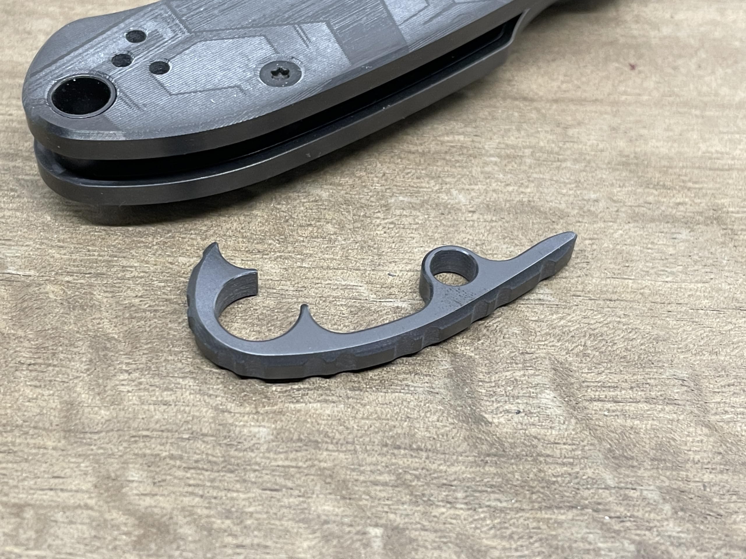 Metonboss Brushed Zirconium Gear BACKSPACER for Spyderco PARA 3