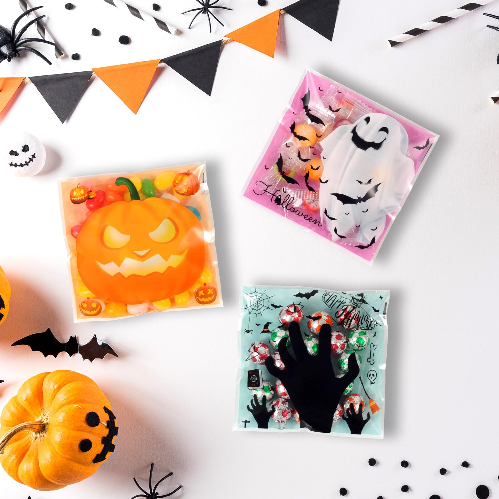 HiloPack 4"x4" Halloween Treat Bags - 50Pcs Self Adhesive Cookie Bags Halloween Candy Bags Halloween Goodie Bags Trick or Treat Goodie Bags for Halloween Party Favor Supplies Decorations (Gift Bags)