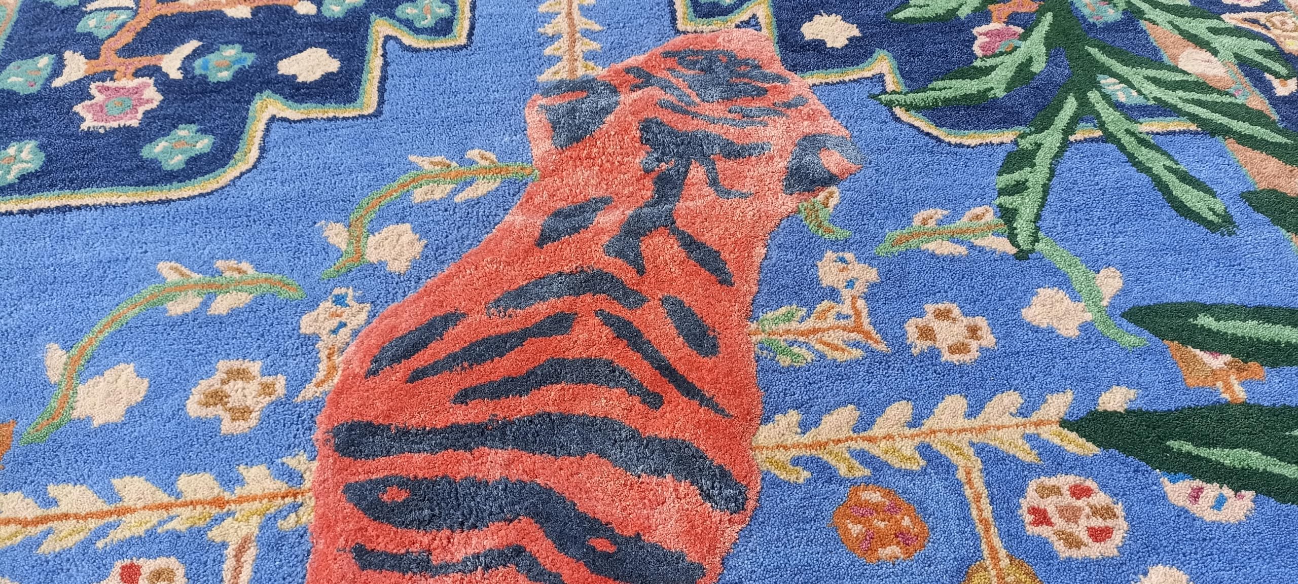 Bengal Tiger Animal Print Wool Area Rug Handmade Featuring Symmetrical Palm Leaves Design - Ideal for Living Room Bedroom Kids Room & Office (Red, 6'x9')