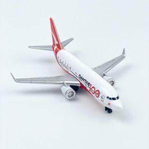 AVIAMUSE Qantas Model Airplane, Die-cast Single Planes Model Aircraft Suitable for Collection & Christmas and Display