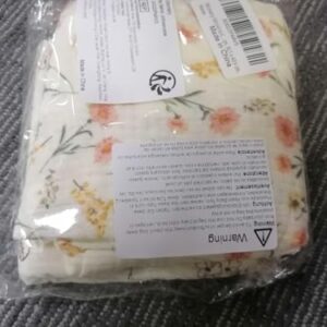 Winmany Toddler Muslin Pillowcases Baby Girl Boy Cotton Pillow Case Travel Cushion Pillow Covers with Envelope Design Cot Bed Accessories Fit for 13"x18" 14" x 19" 12"x16" Pillow (Flower+Animal)