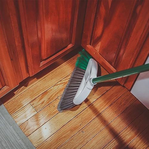 Libman Broom with Dustpan Combo Set | Indoor and Outdoor Use | Pet Hair Broom | 11" Wide Broom | 10.25" Wide Dustpan | 1 Broom | 1 Dustpan | 49” Long Handle | Sweeping Set