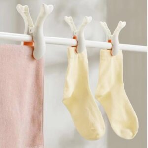 8Pcs Beach Towel Clips for Beach Chair Extra Large Beach Towel Clips Laundry Clothes Pins for Drying Quilts Towel Skirts Socks 2 Different Sizes 5.7" and 4.1"