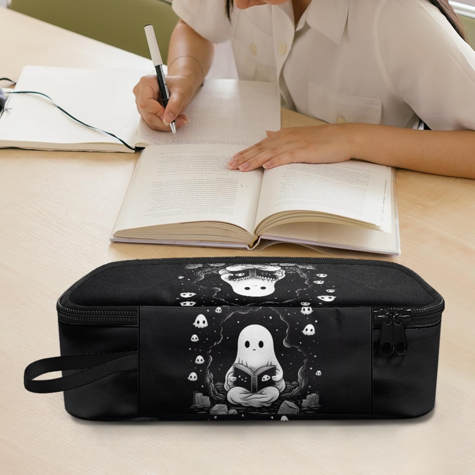 AQYAPTOIY Cute Ghost Kids Pencil Case for Boys Girls Halloween Pencil Pouch for 3-16 Years Children Pencil Bag for Students Teenagers Pencil Box with Pen Slot Pencil Container Cion Purse,Black