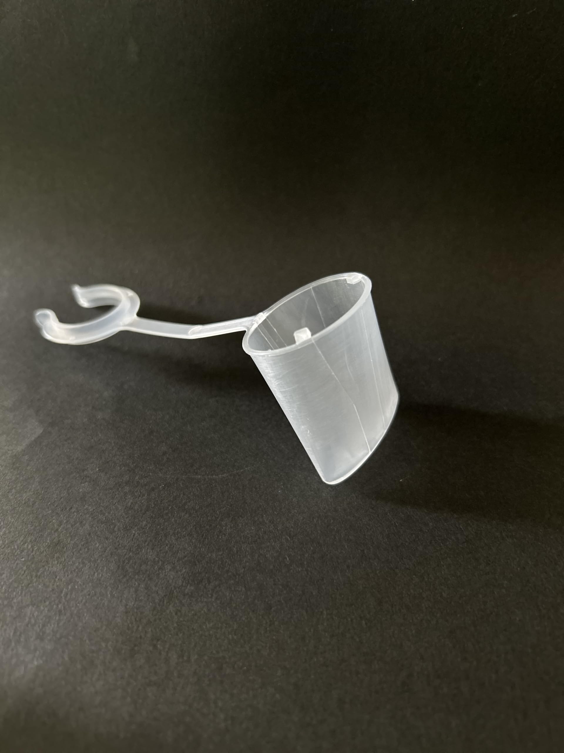 Generic Incentive spirometer cap- SpiroCap- covers The mouthpiece of The incentive spirometer breathing device. Keeps The mouthpiece clean and protected.