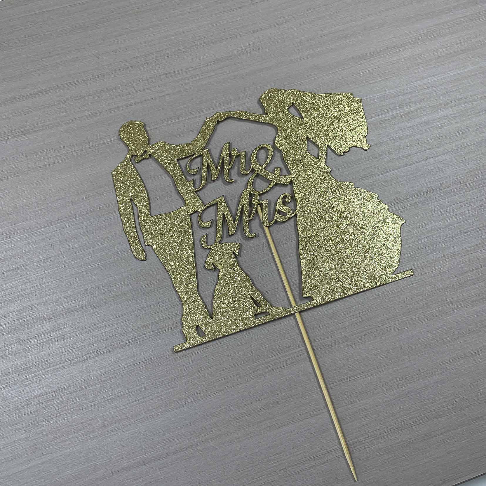 OIXCMNJQ Mr & Mrs Cake Topper, Wedding Anniversary, Bridal Shower, Engagement, Bride and Groom Hold Hands with Pet Dog Silhouette Cake Decorations Supplies, Gold Glitter