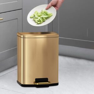 Fenteer Step Trash Can with Lid Kitchen Trash Bin 9L Sleek Waste Container Garbage Can Foot Pedal Garbage Bin for Living Room Bedroom, Champagne Gold