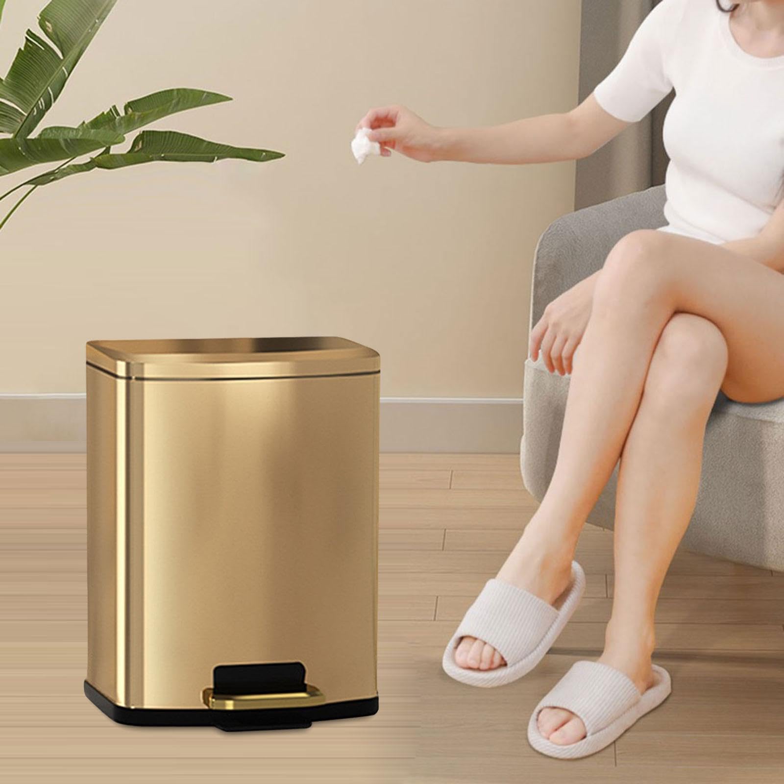 Fenteer Step Trash Can with Lid Kitchen Trash Bin 9L Sleek Waste Container Garbage Can Foot Pedal Garbage Bin for Living Room Bedroom, Champagne Gold